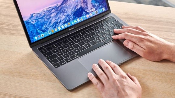 Macbook Pro 13 inch 2020