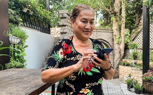 smartphone cho người già