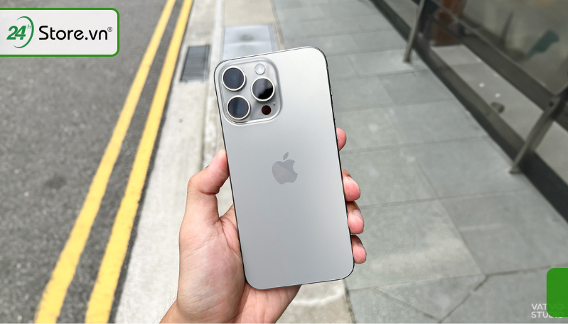 so sánh màu sắc iphone 14 pro và 15 pro