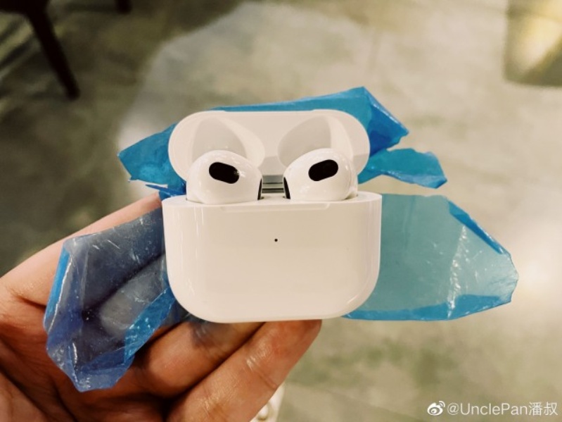 AirPods thiết kế mới
