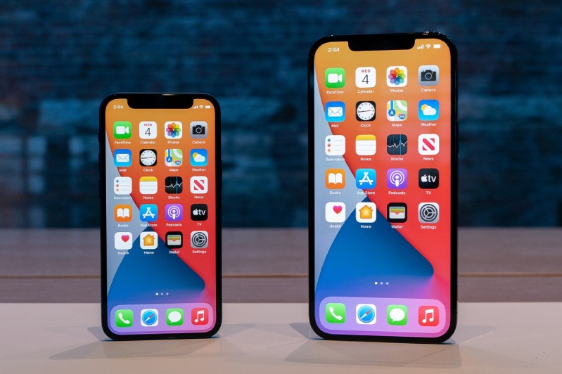 Apple khai tử iPhone màn hình nhỏ và giữ lại các kích thước to