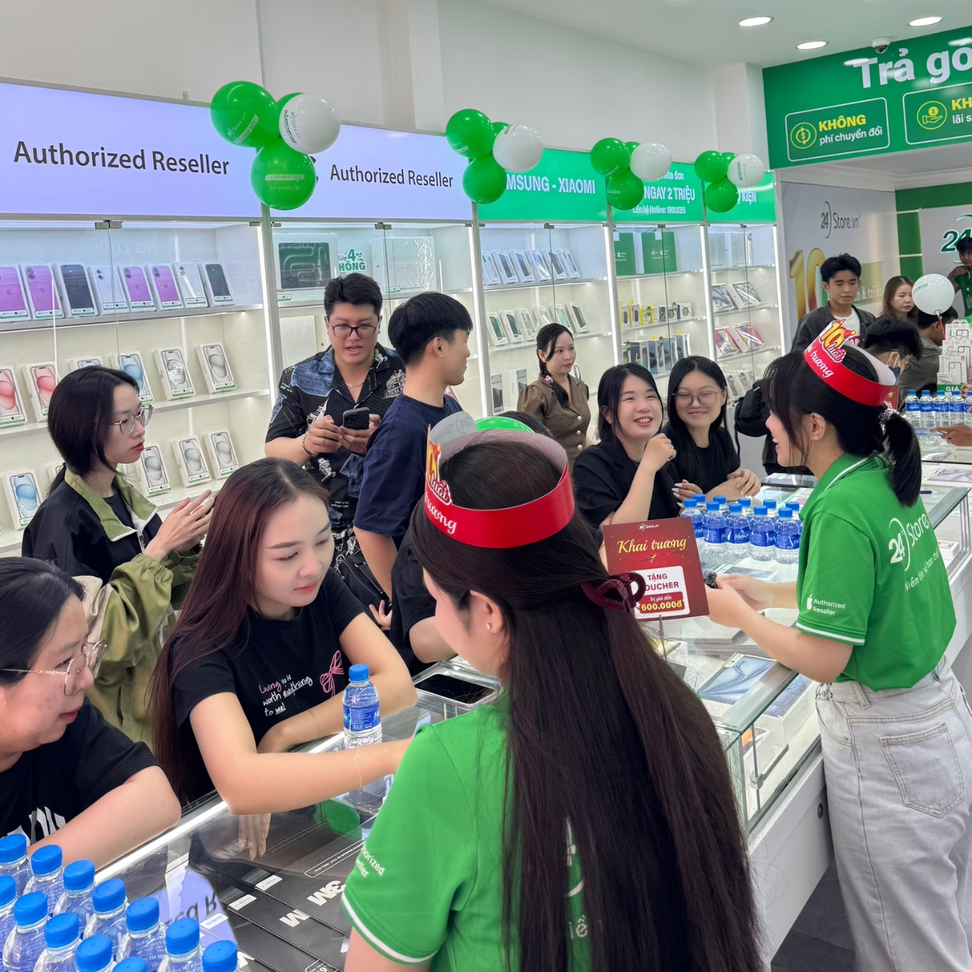 mua apple watch se 2 chính hãng tại 24hstore