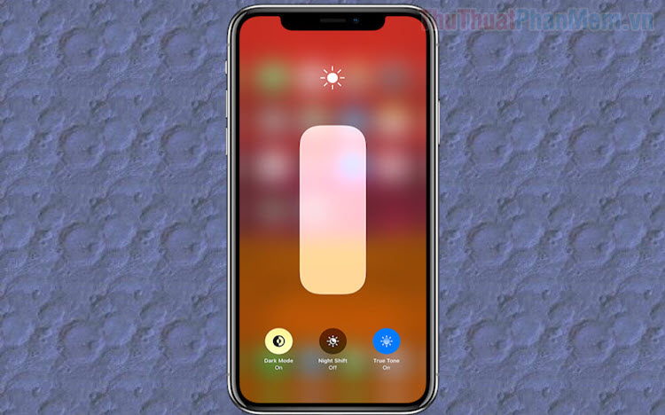 Chạm vào chế độ bật tắt Dark Mode để cài đặt độ sáng 