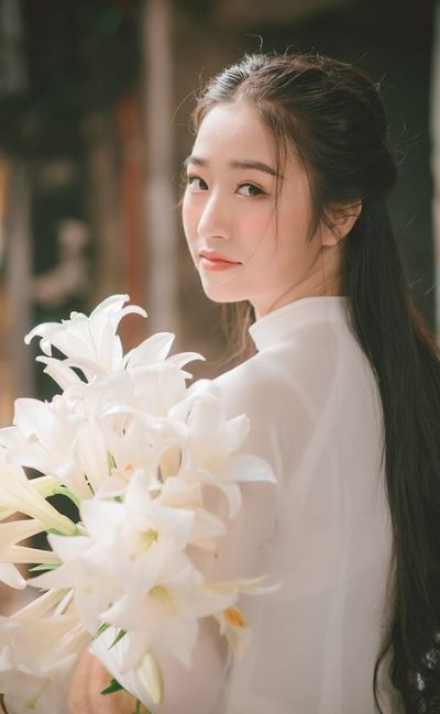 chụp ảnh chân dung ngước nhìn
