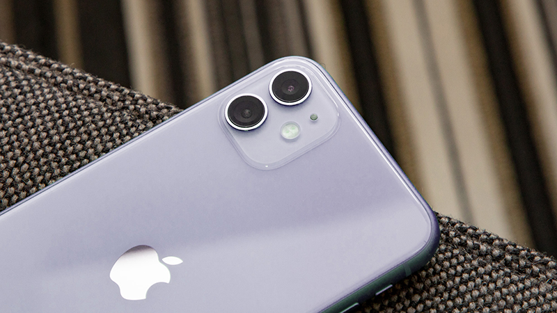 Có nên mua iPhone 11 