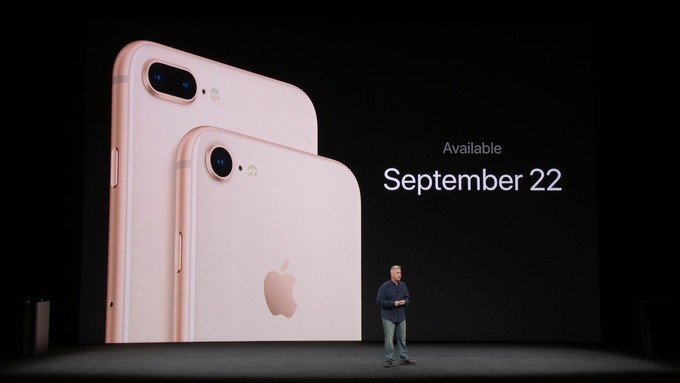 dat hang iPhone X/8/8 Plus tại 24hStore khong lo ve gia va hang nghin qua tang hap dan hinh anh 2