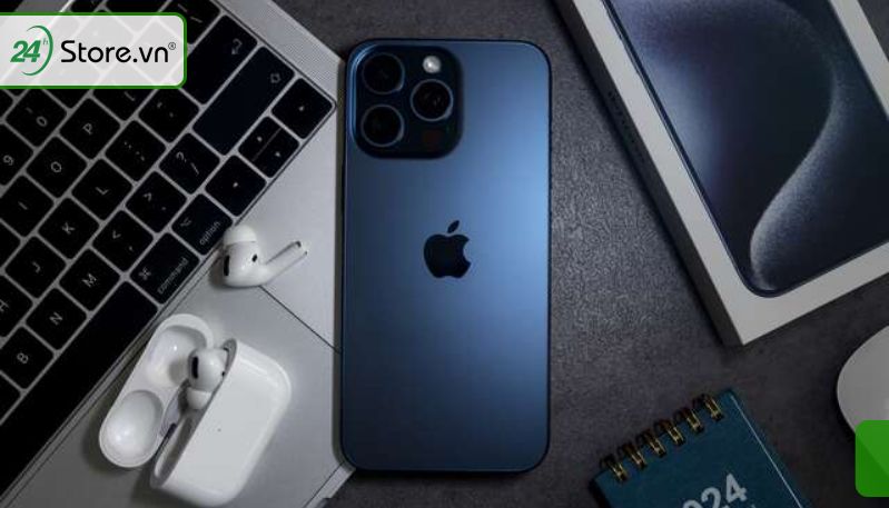 Pin iPhone 15 Pro Max bao nhiêu mAh?