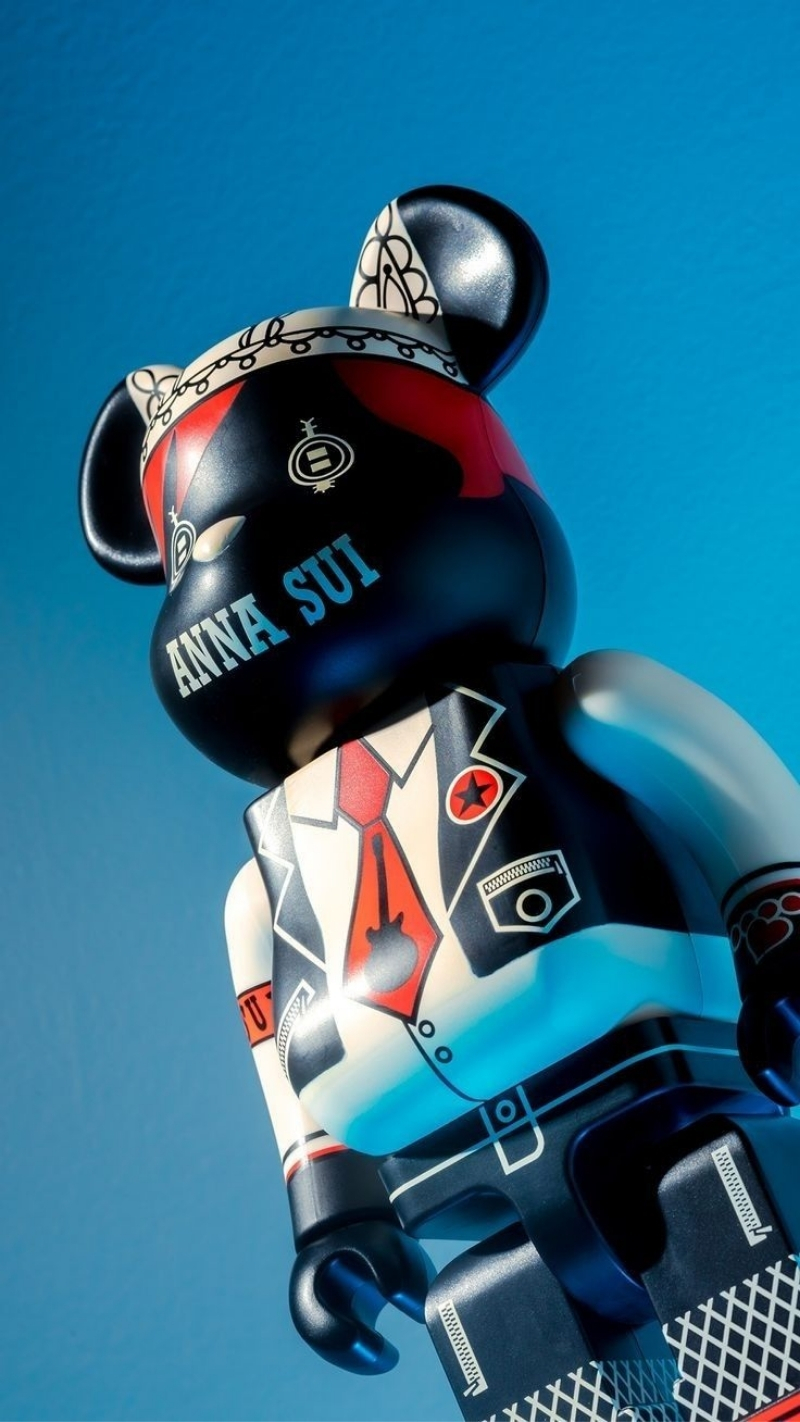 hình nền bearbrick hoạt hình huyền ảo