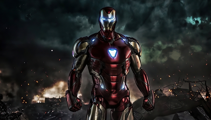 Iron Man mạnh mẽ chiến đấu trong những cuộc chiến đối đầu