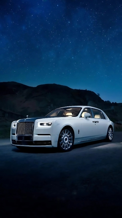 Tải hình siêu xe Rolls Royce cho điện thoại