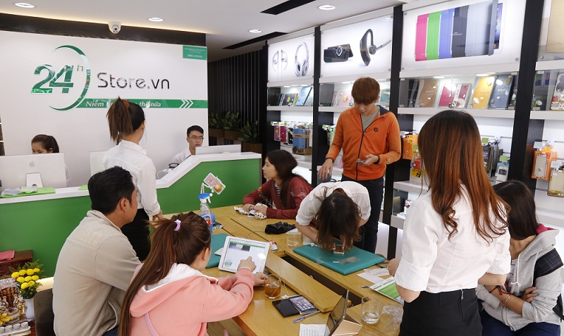 tai sao chon he thong cua hang 24hstore de mua iphone 8 xach tay 32gb hinh anh 3