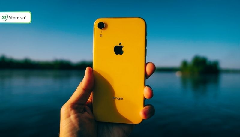iPhone XR màu vàng tinh tế