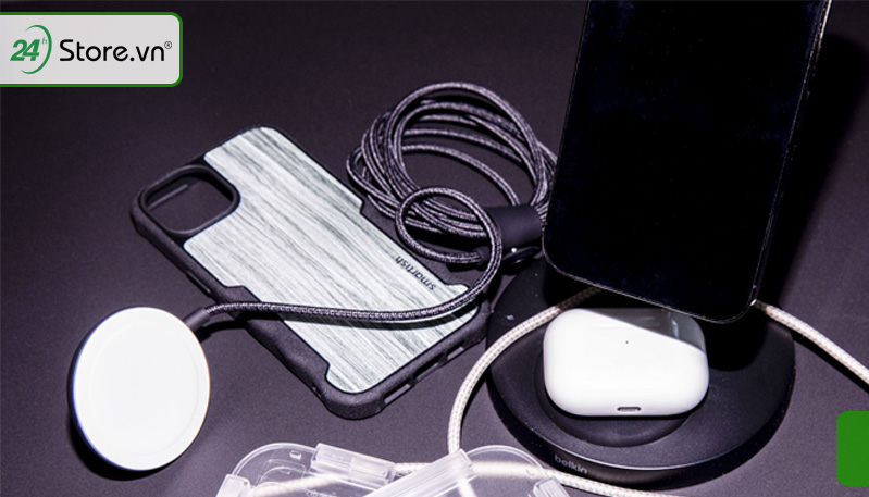 iPhone 15 sạc nhanh bao nhiêu W