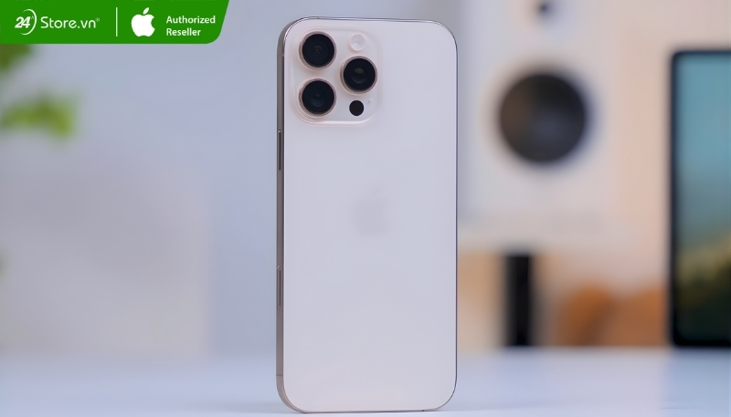 iPhone 16 Pro Max màu Titan Sa Mạc