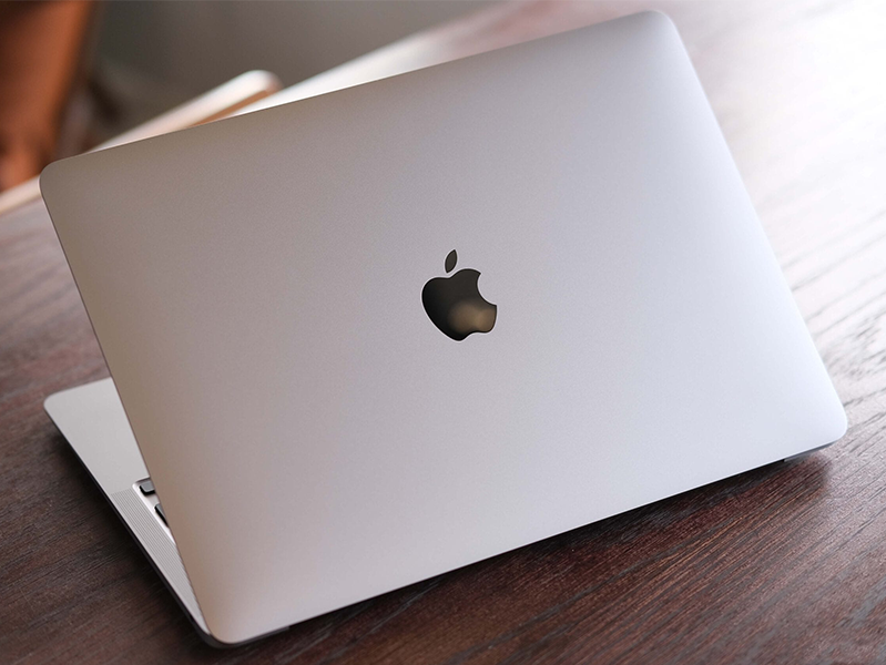 MacBook Air 13″ Chip Apple M1 (2020)