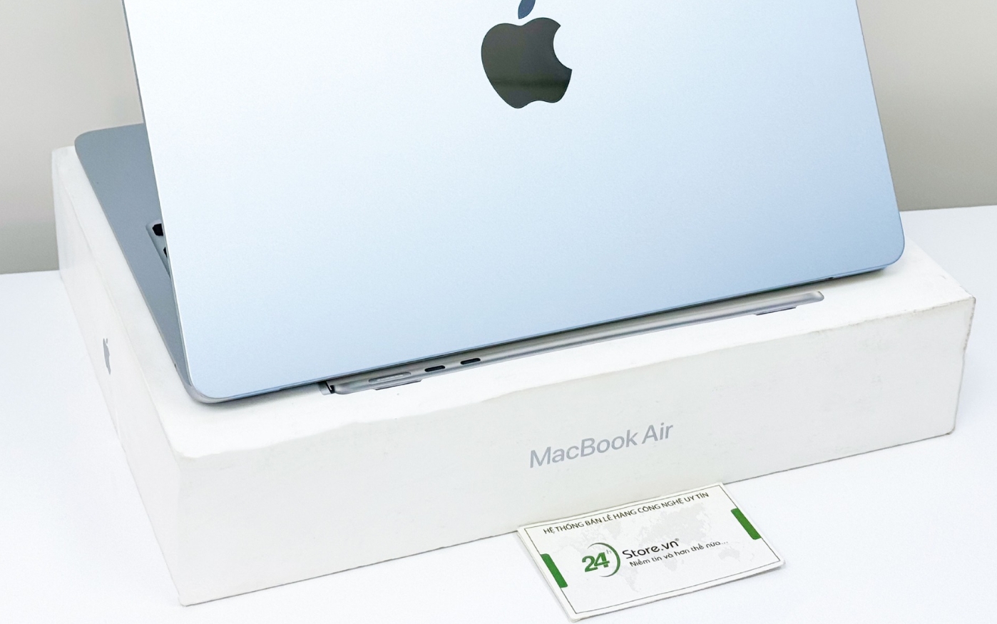 macbook air chính hãng tại 24hstore
