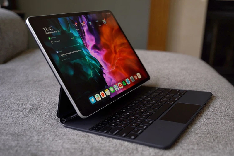 Chiếc bàn phím hỗ trợ cho iPad Pro 129.9 inch hoàn hảo nhất