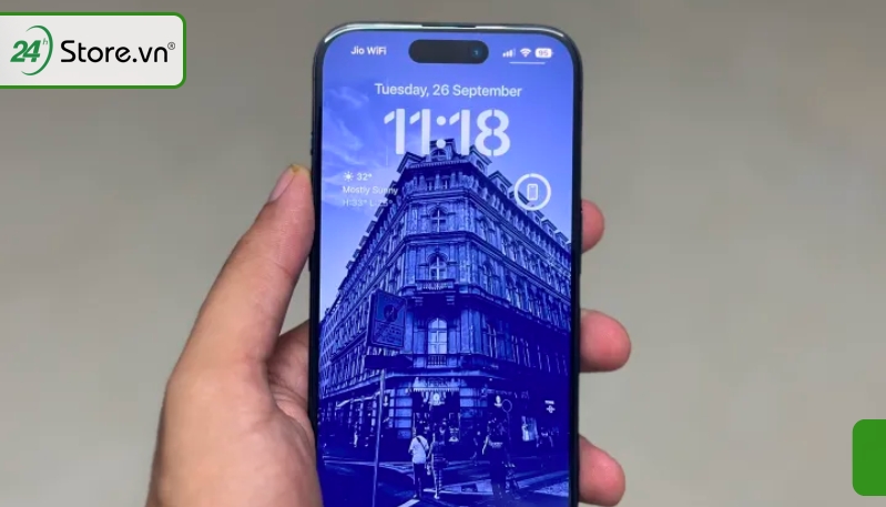 Tần số làm tươi màn hình iPhone 15 Pro