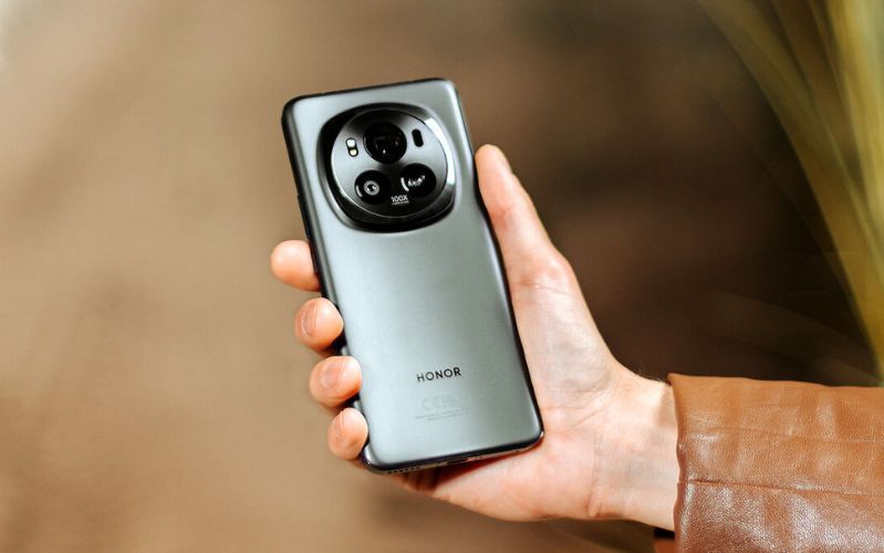 ại MWC 2024 Honor đã trình diễn công nghệ điều khiển cử động mắt trên Magic 6 Pro