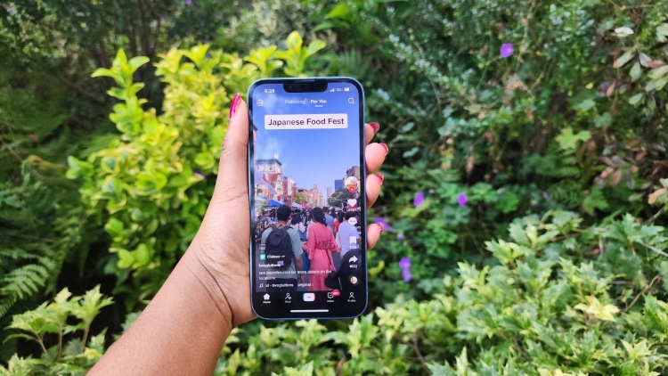 Màn hình của iPhone có phần thua kém Pixel
