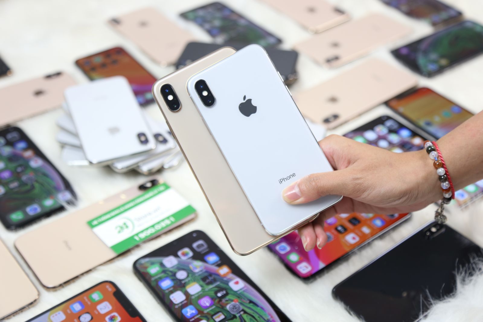  So sánh iPhone X và iPhone 12