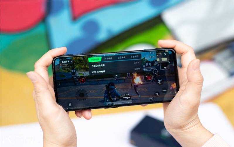 choi game tren xiaomi black shark 4
